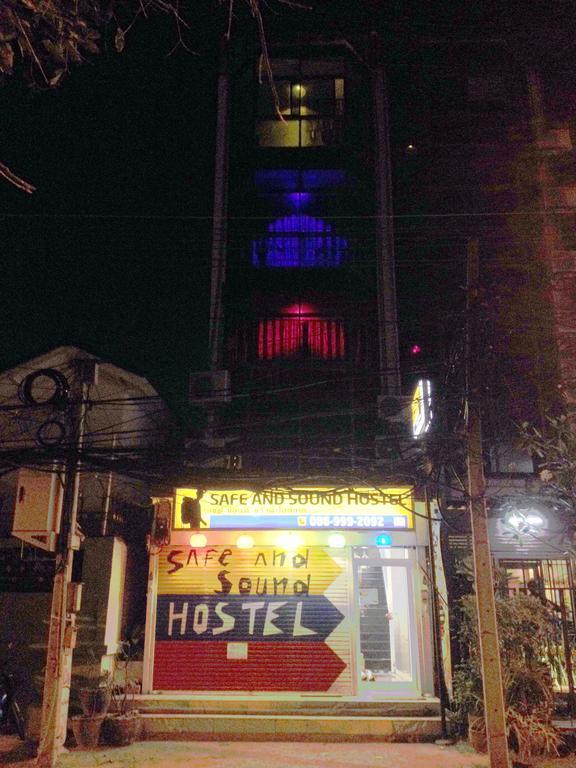 Safe And Sound Hostel Čiang Mai Exteriér fotografie